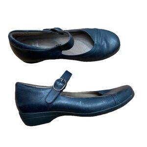 Dansko Fawna Mary Jane milled
Nappa leather size 37 Navy Black comfort style